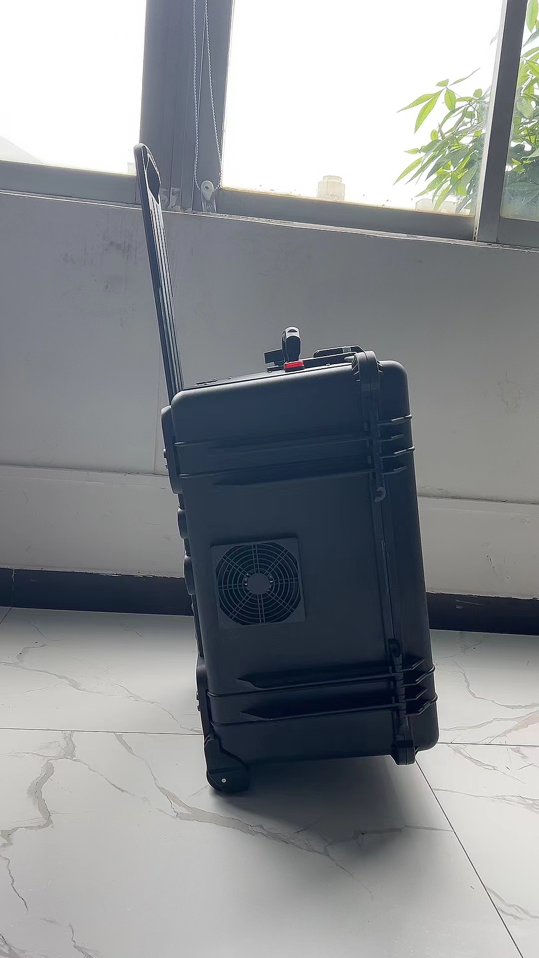 武穴手拉箱型移动通信干扰器